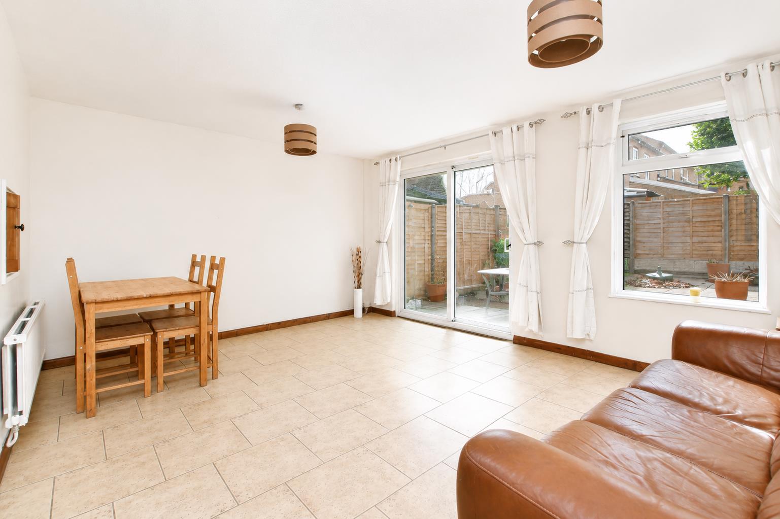 Carlina Place, Conniburrow, Milton Keynes